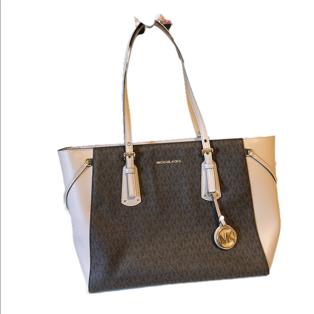 Michael Kors Voyager Medium Logo Tote Bag